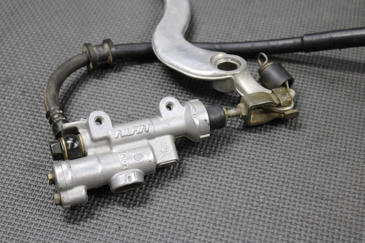 2005 HONDA 05 - 07 CRF450R OEM REAR BACK BRAKE CALIPER MASTER CYLINDER LEVER ASSY - hggarage