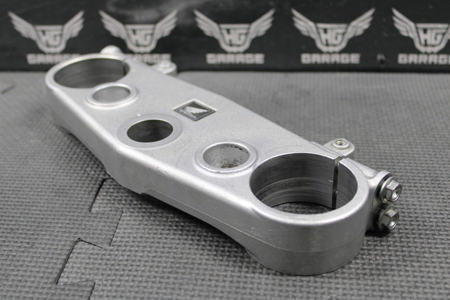 2008 2009 HONDA CRF250R OEM UPPER TRIPLE TREE BAR CLAMP BRIDGE 53300 - MEN - A10 - hggarage