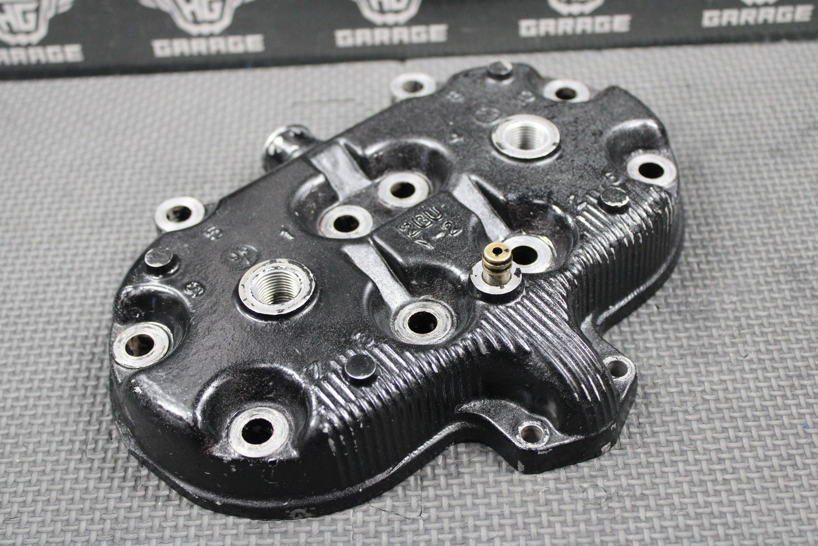 2001 87 - 06 YAMAHA BANSHEE YFZ350 OEM CYLINDER HEAD CAP DOMES 2GU - 11111 - 00 - 0 - hggarage