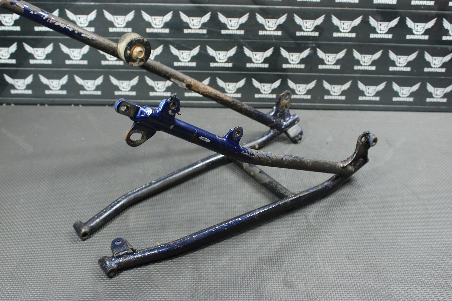 2000 Yamaha YZ250 OEM Rear Back Sub Frame Subframe 5HC - 21190 - 00 - P - hggarage