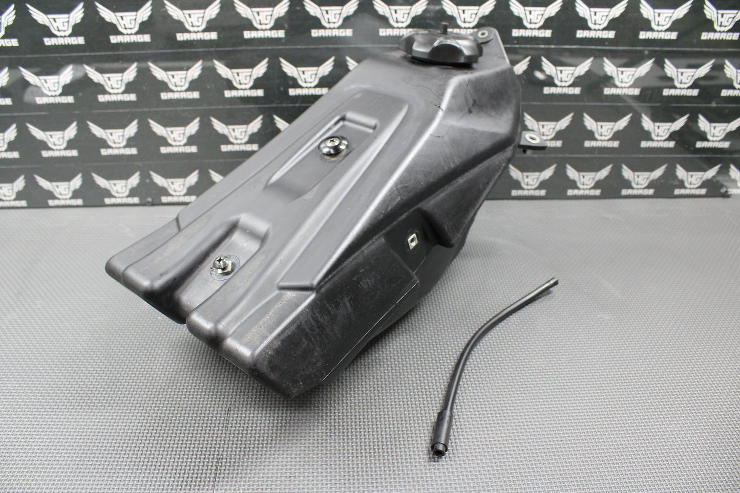 2018 16 - 18 KAWASAKI KX450F OEM GAS FUEL TANK CELL PETROL RESERVOIR 51001 - 0829 - hggarage