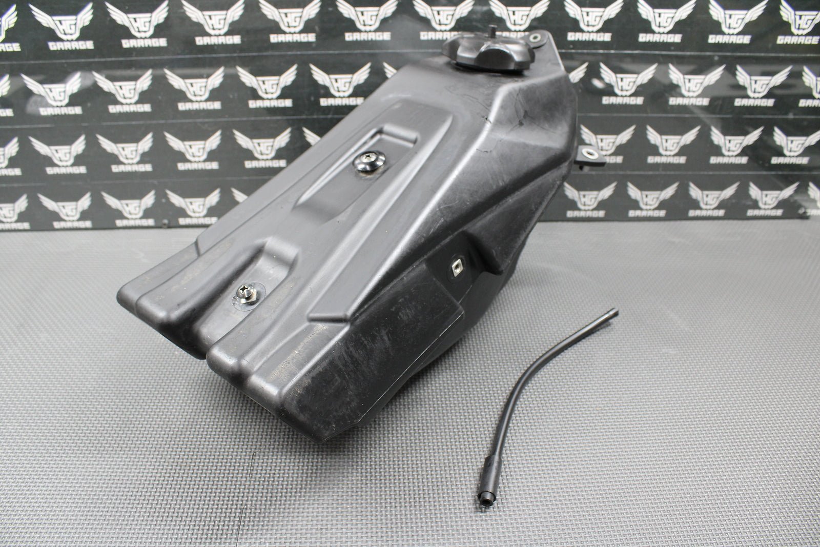2018 16 - 18 KAWASAKI KX450F OEM GAS FUEL TANK CELL PETROL RESERVOIR 51001 - 0829 - hggarage