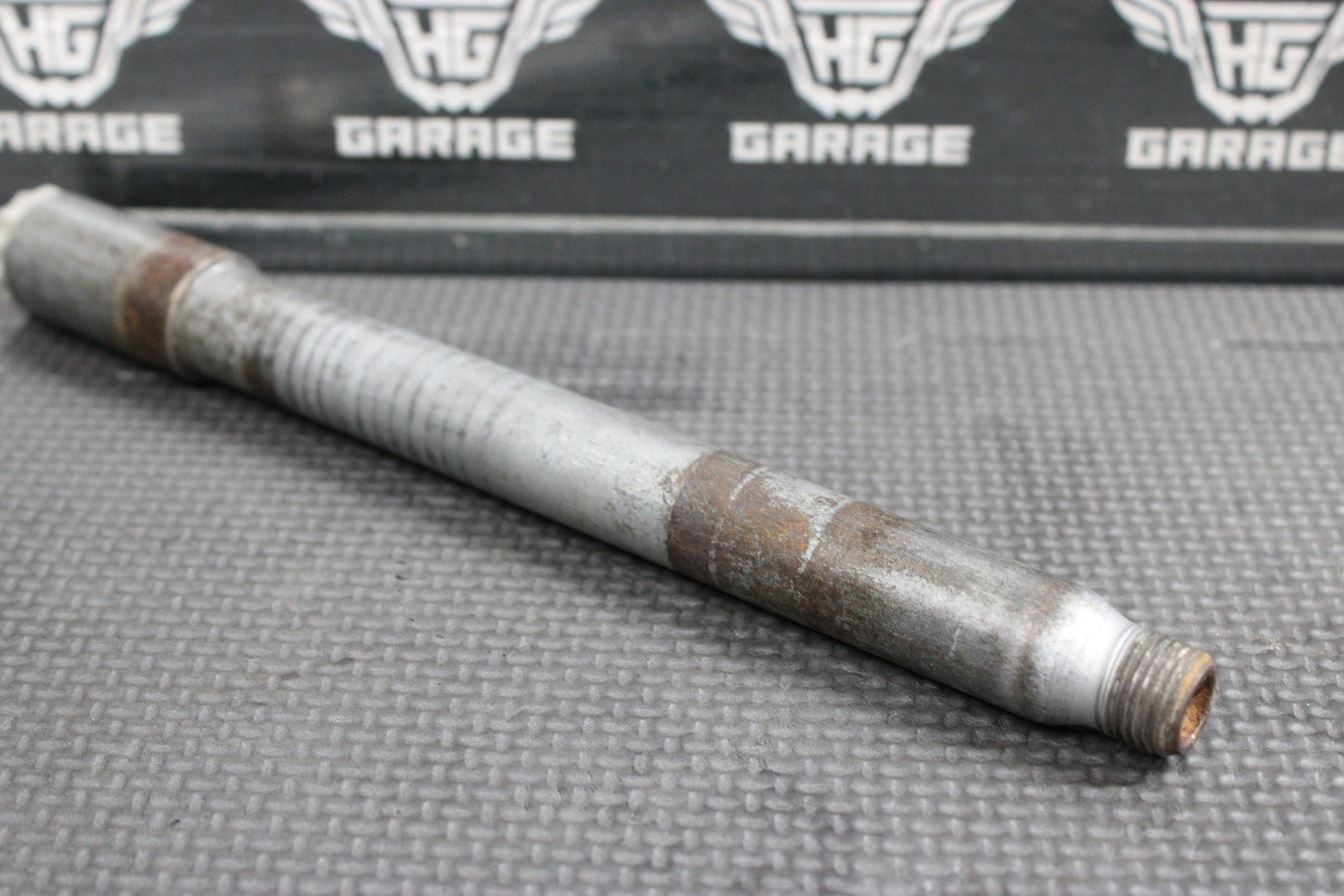 2000 KTM 250 EXC OEM FRONT WHEEL RIM AXLE PIVOT BOLT 50309081100 - hggarage