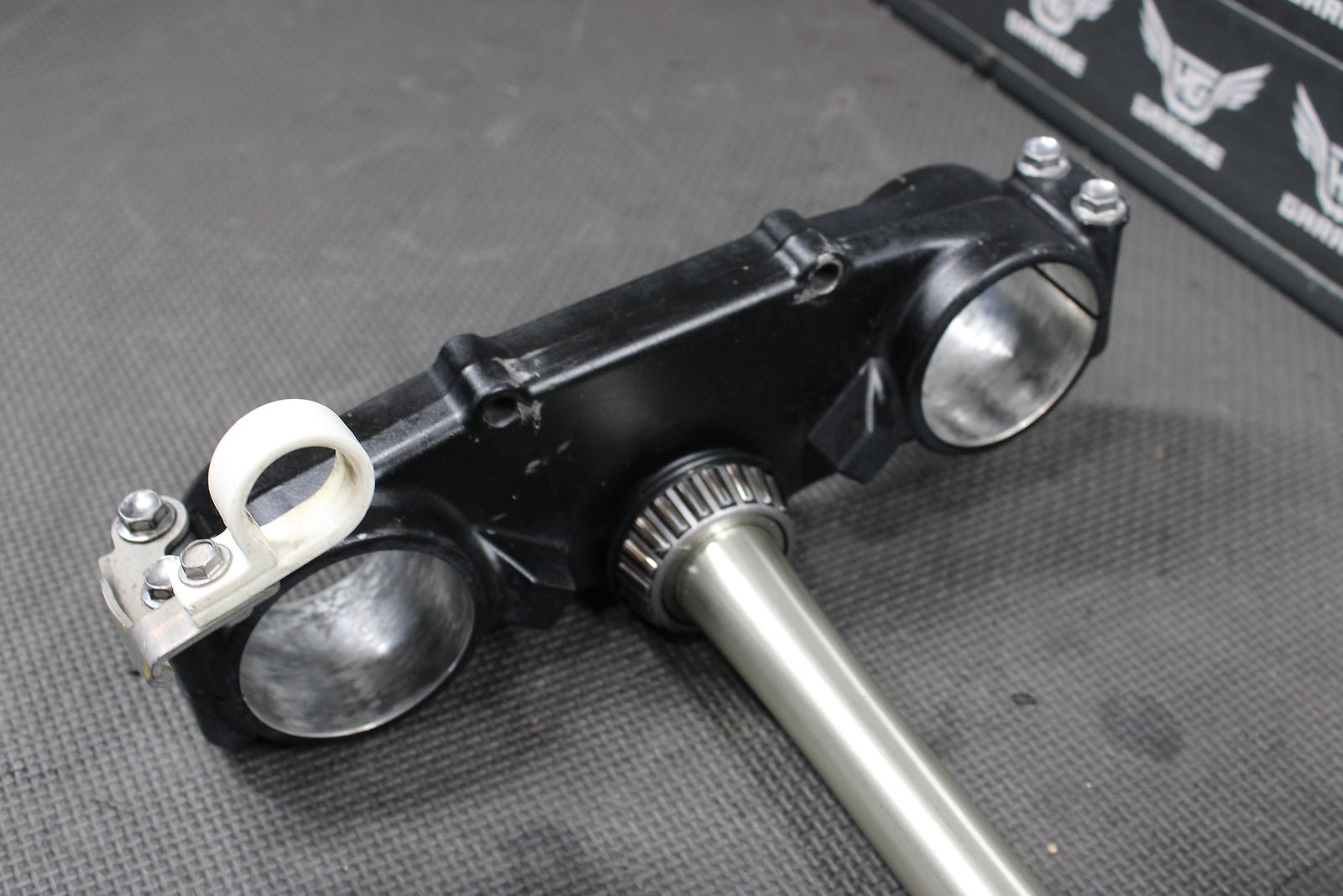 2009 Kawasaki KX250F OEM Front Forks Lower Upper Triple Tree Stem Clamp - hggarage