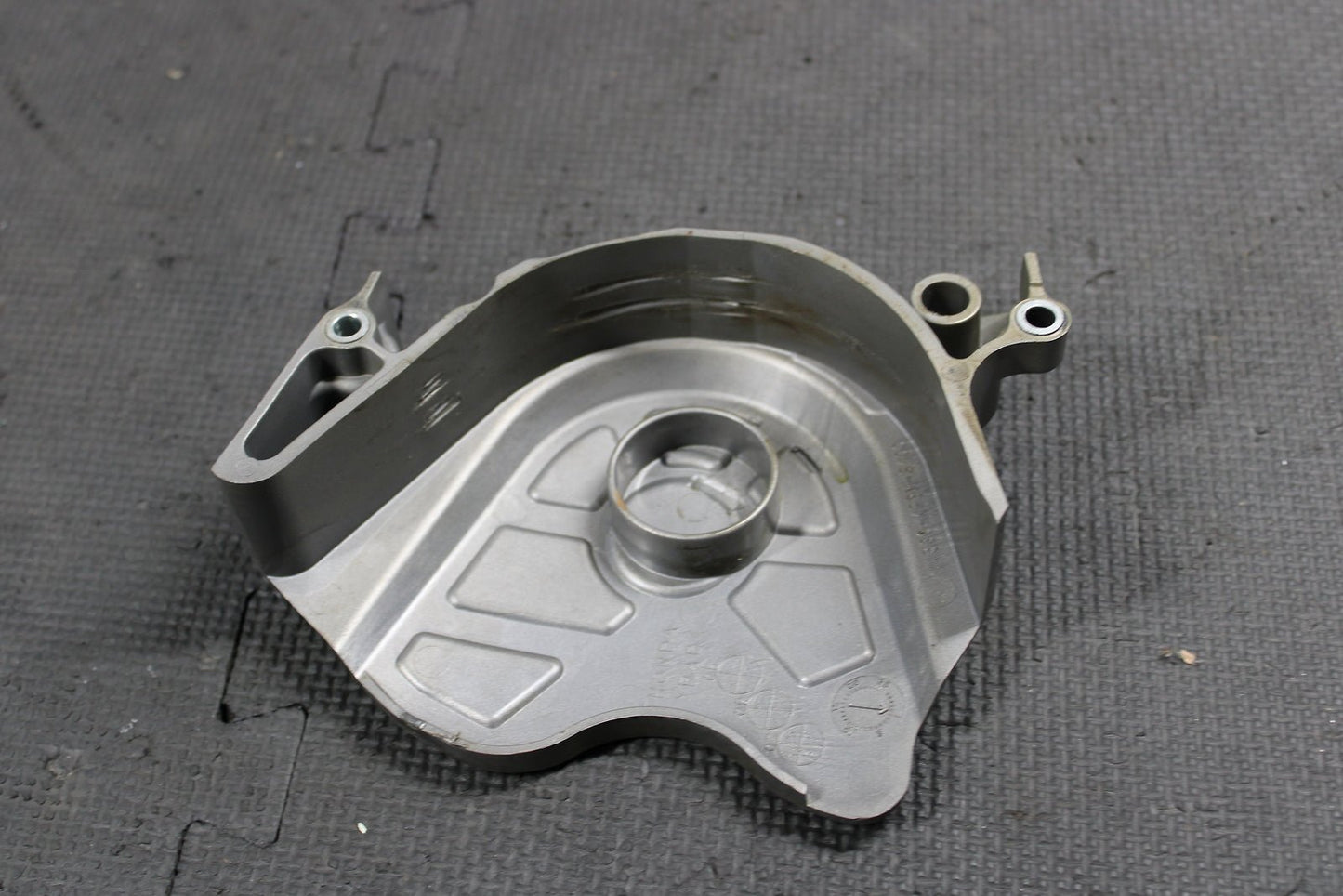 2009 HONDA CRF230L CRF230M OEM MOTOR ENGINE FRONT SPROCKET COVER - hggarage