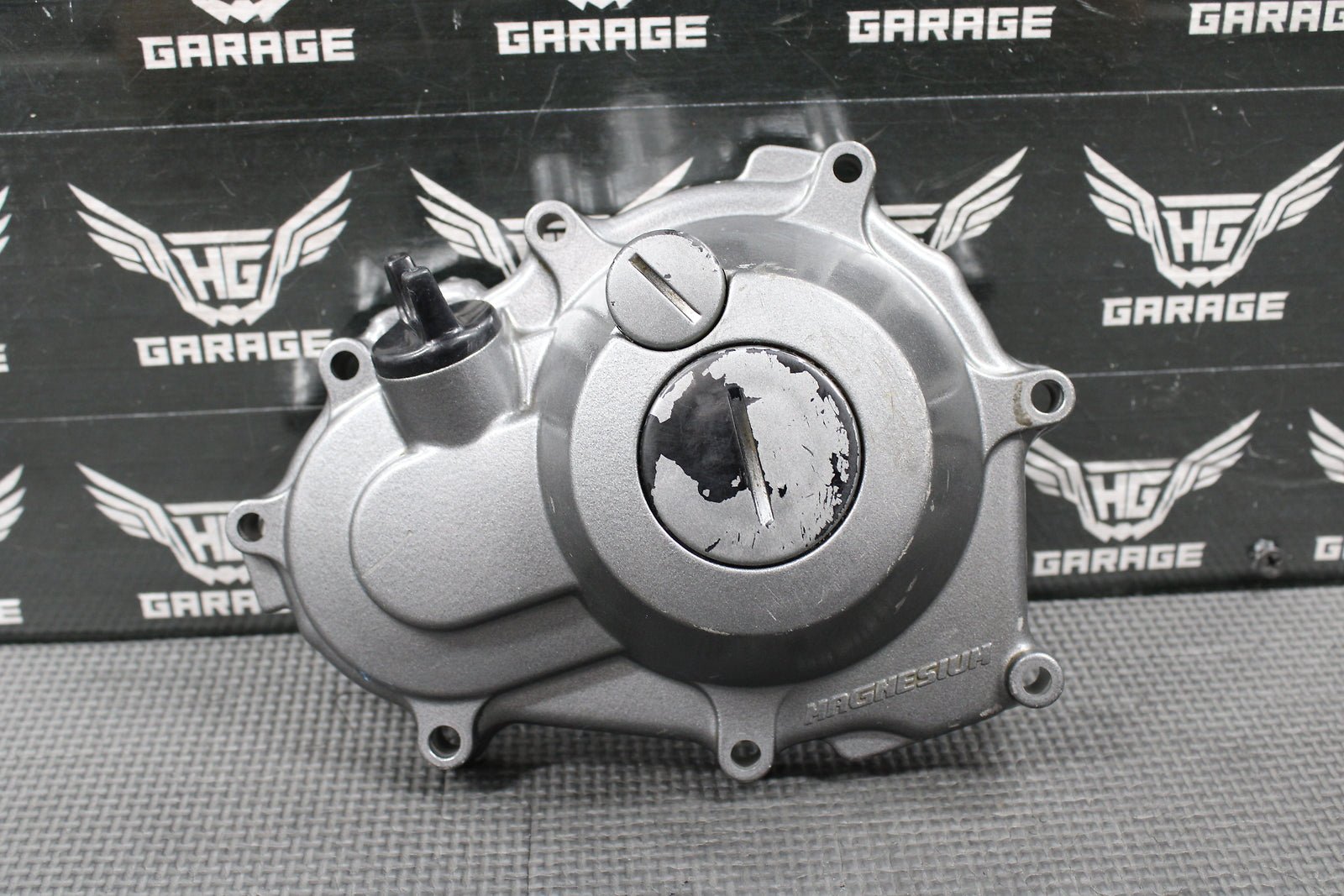 2005 YAMAHA 03 - 05 YZ450F OEM LEFT CASE STATOR GENERATOR MAGNETO COVER - hggarage