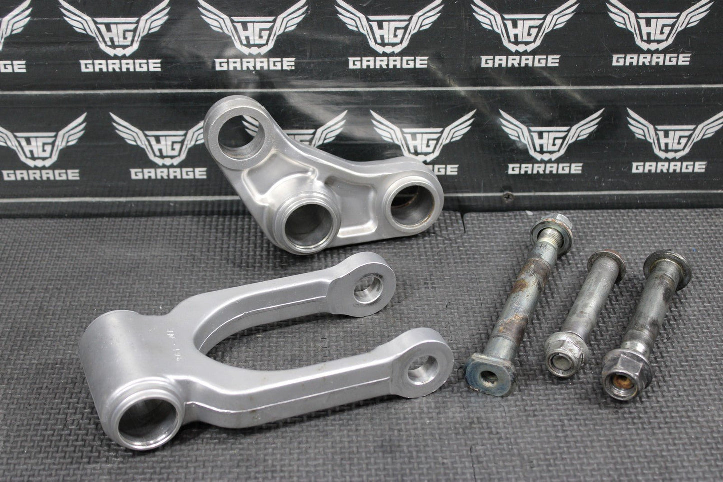 1996 SUZUKI RM250 OEM MODEL T REAR SHOCK LINKAGE LINKS RELAY SWINGARM - hggarage