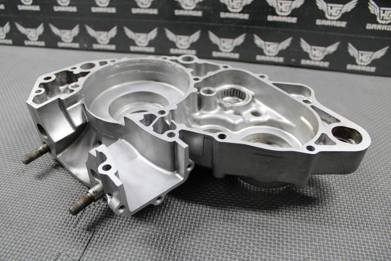 1995 SUZUKI RMX250 MODEL S OEM LEFT ENGINE MOTOR CRANKCASE CRANK CASE 11301 - 4486 - hggarage