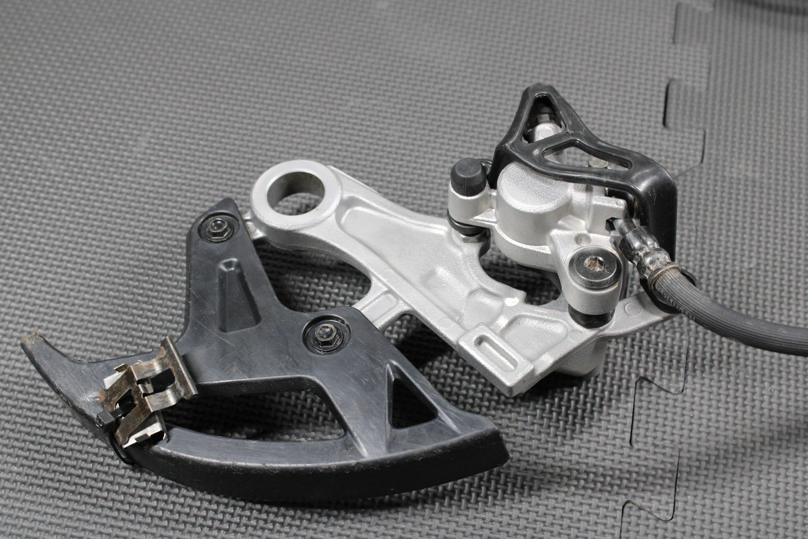 2019 HONDA CRF450RX OEM REAR BACK BRAKE CALIPER MASTER CYLINDER LEVER ASSEMBLY - hggarage