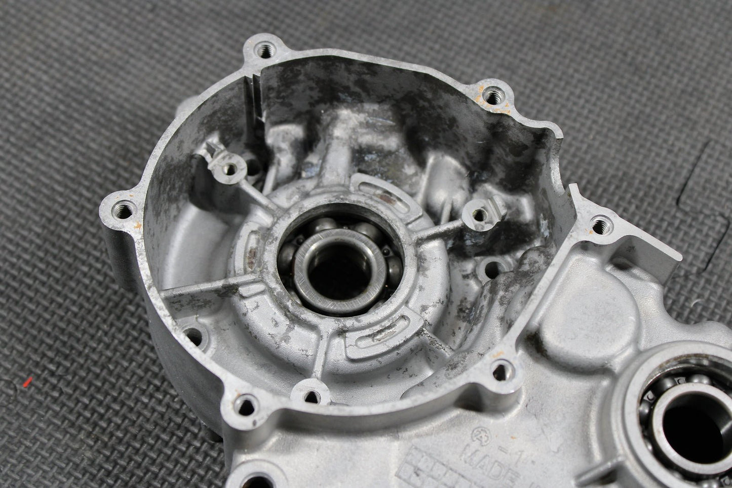 1998 Kawasaki KX60 90 - 03 OEM Left Engine Motor Crankcase Crank Cases Block - hggarage