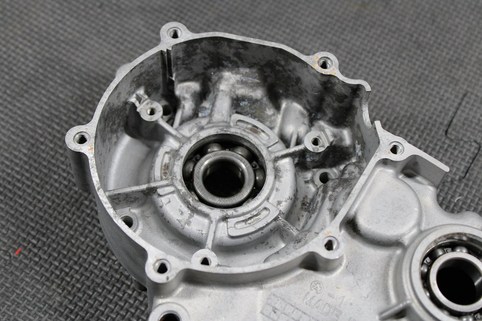 1998 Kawasaki KX60 90 - 03 OEM Left Engine Motor Crankcase Crank Cases Block - hggarage
