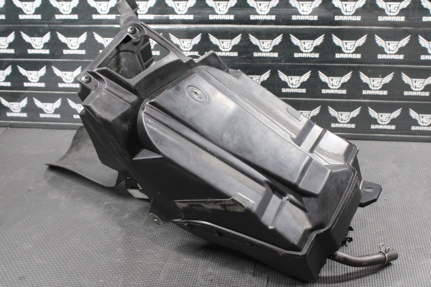 2023 HONDA CRF250R OEM AIRBOX INTAKE AIR CLEANER CASE HOUSING ELEMENT COMPLETE - hggarage