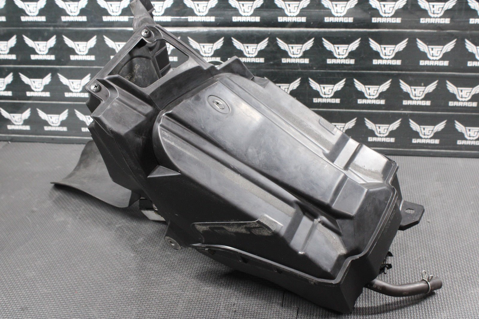 2023 HONDA CRF250R OEM AIRBOX INTAKE AIR CLEANER CASE HOUSING ELEMENT COMPLETE - hggarage
