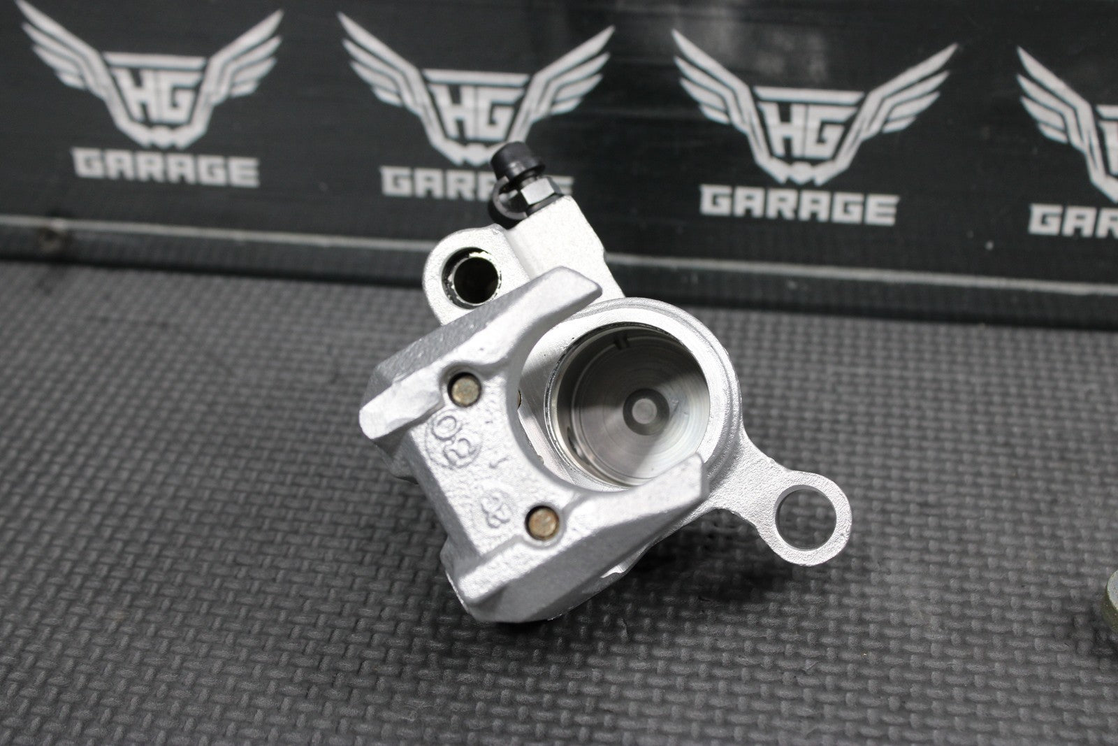 2003 00 - 03 KAWASAKI KX65 OEM NISSIN FRONT BRAKE CALIPER 43041 - 1710 NEEDS REBUILT - hggarage