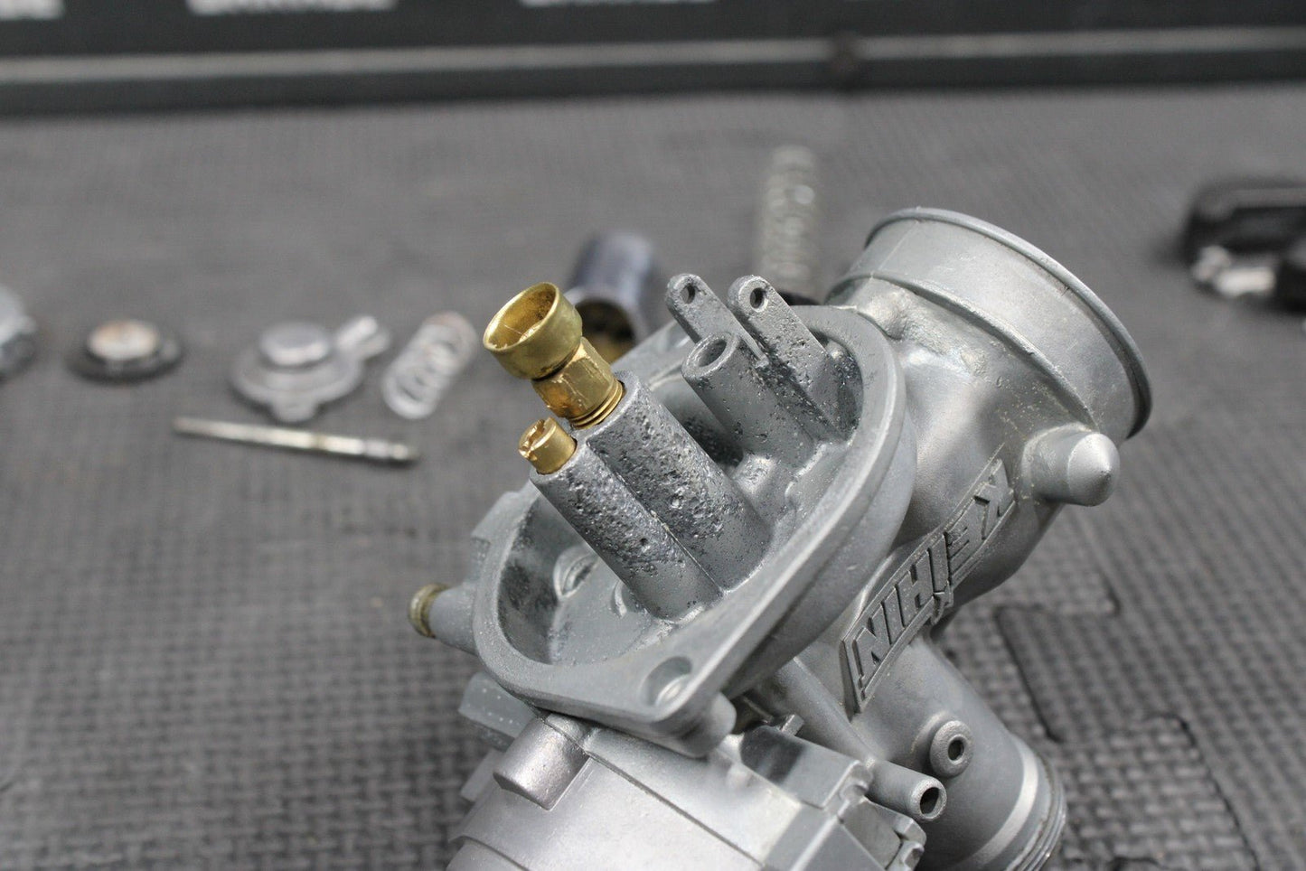 2008 KAWASAKI KLX140 KLX140L OEM KEIHIN CARB CARBURETOR 15004 - 0024 - hggarage