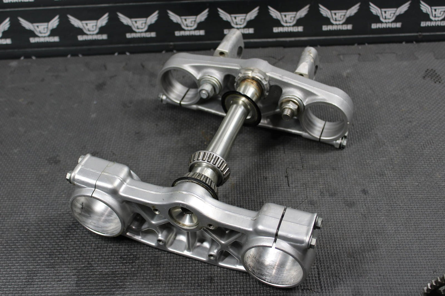 2002 HONDA CRF450R OEM FRONT FORKS LOWER UPPER TRIPLE TREE STEM - hggarage
