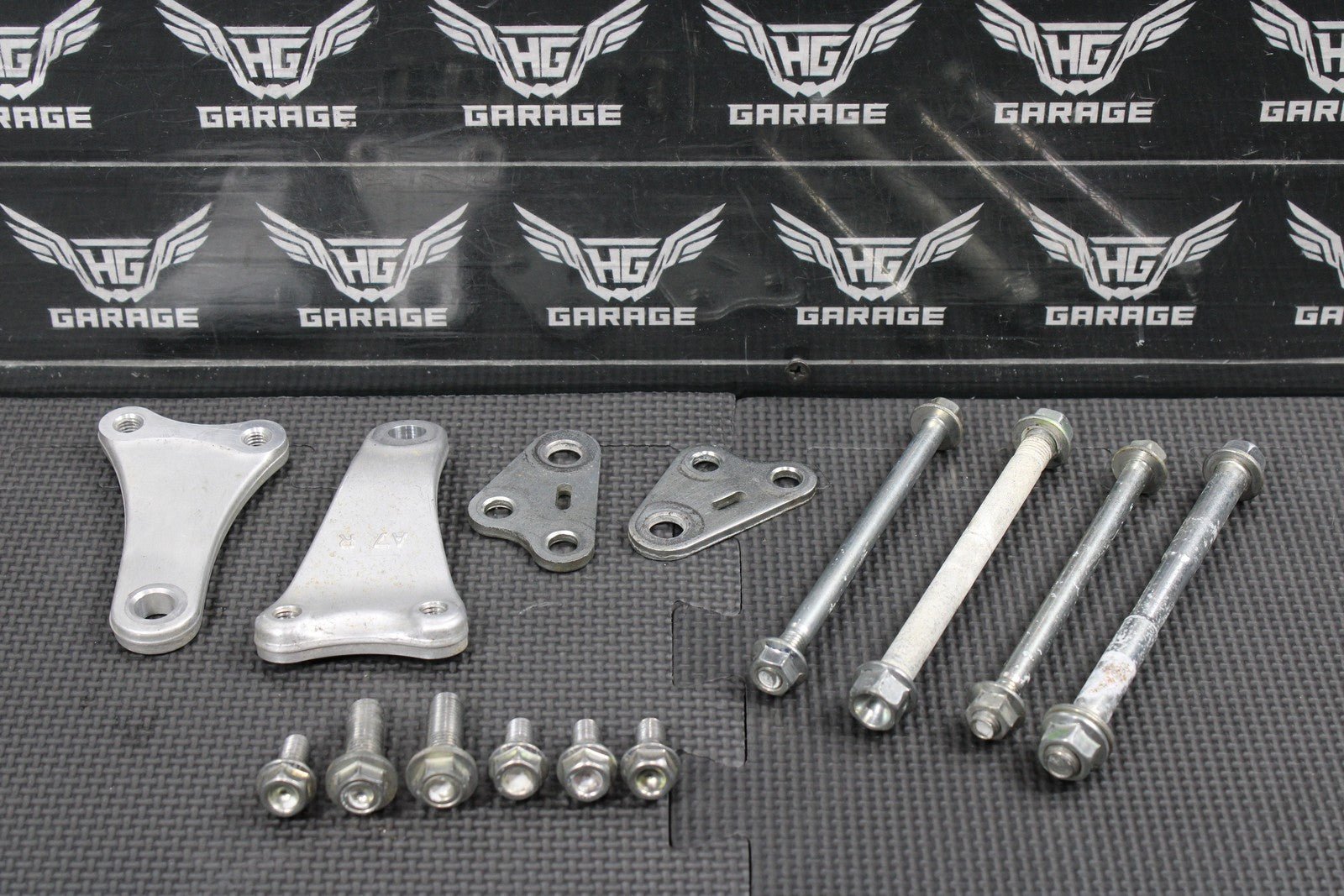 2019 HONDA CRF450R CRF450RX OEM ENGINE MOTOR MOUNT STAY BRACKETS ASSEMBLY - hggarage