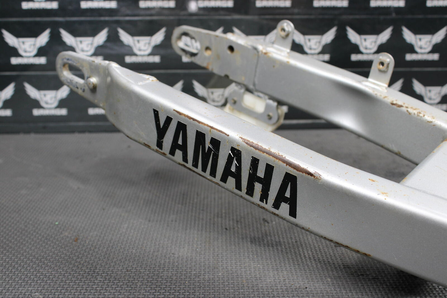 2003 YAMAHA TTR125 TTR125E SMALL WHEEL OEM SWINGARM SWING ARM SUSPENSION ARM