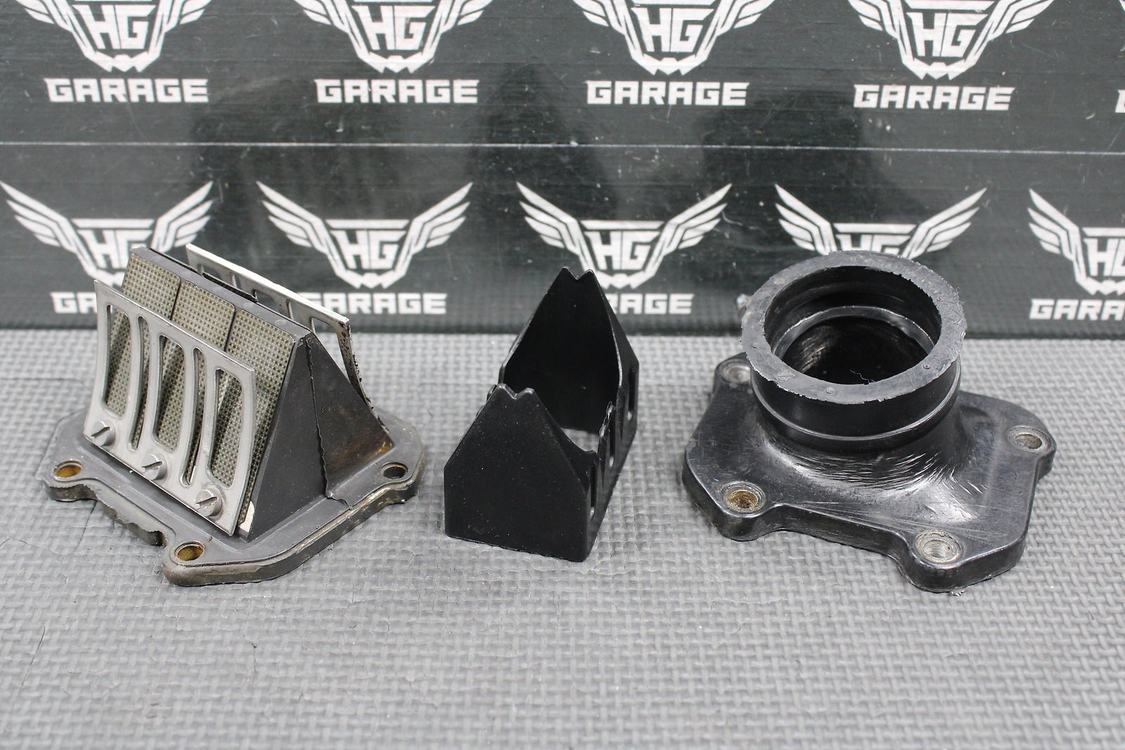 1995 KTM 250 300 OEM INTAKE BOOT REED BLOCK ASSEMBLY 54630050000 54630351244 - hggarage