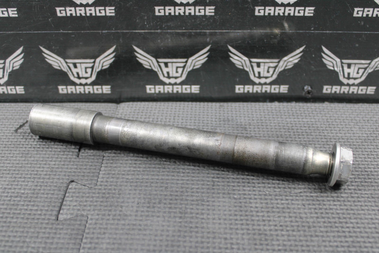 2008 HONDA CRF250R OEM FRONT WHEEL RIM AXLE PIVOT BOLT SHAFT 44301 - MEN - 000 - hggarage