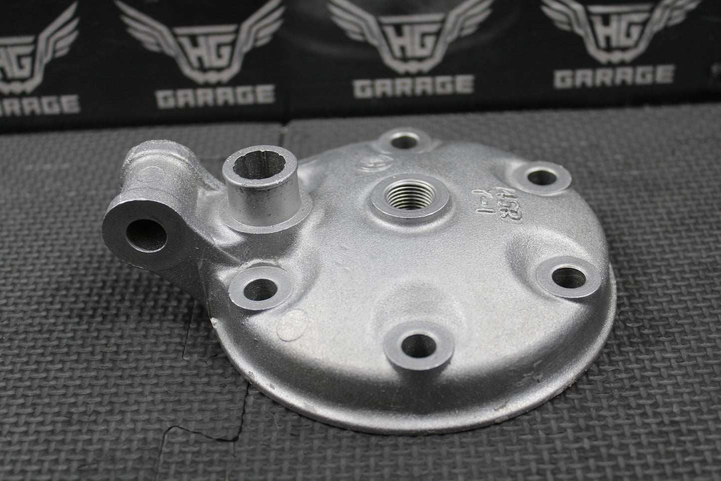 1996 YAMAHA YZ250 OEM 72MM BIG BORE CYLINDER HEAD COVER DOME 4SR - 11111 - 00 - 00 - hggarage