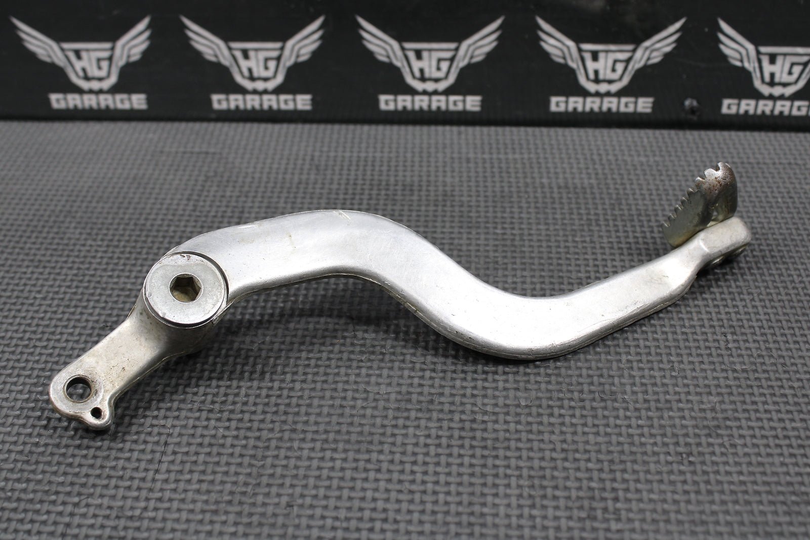 1998 1999 HONDA CR125R OEM RIGHT REAR BRAKE FOOT PEDAL LEVER 46510 - KZ4 - J00 - hggarage
