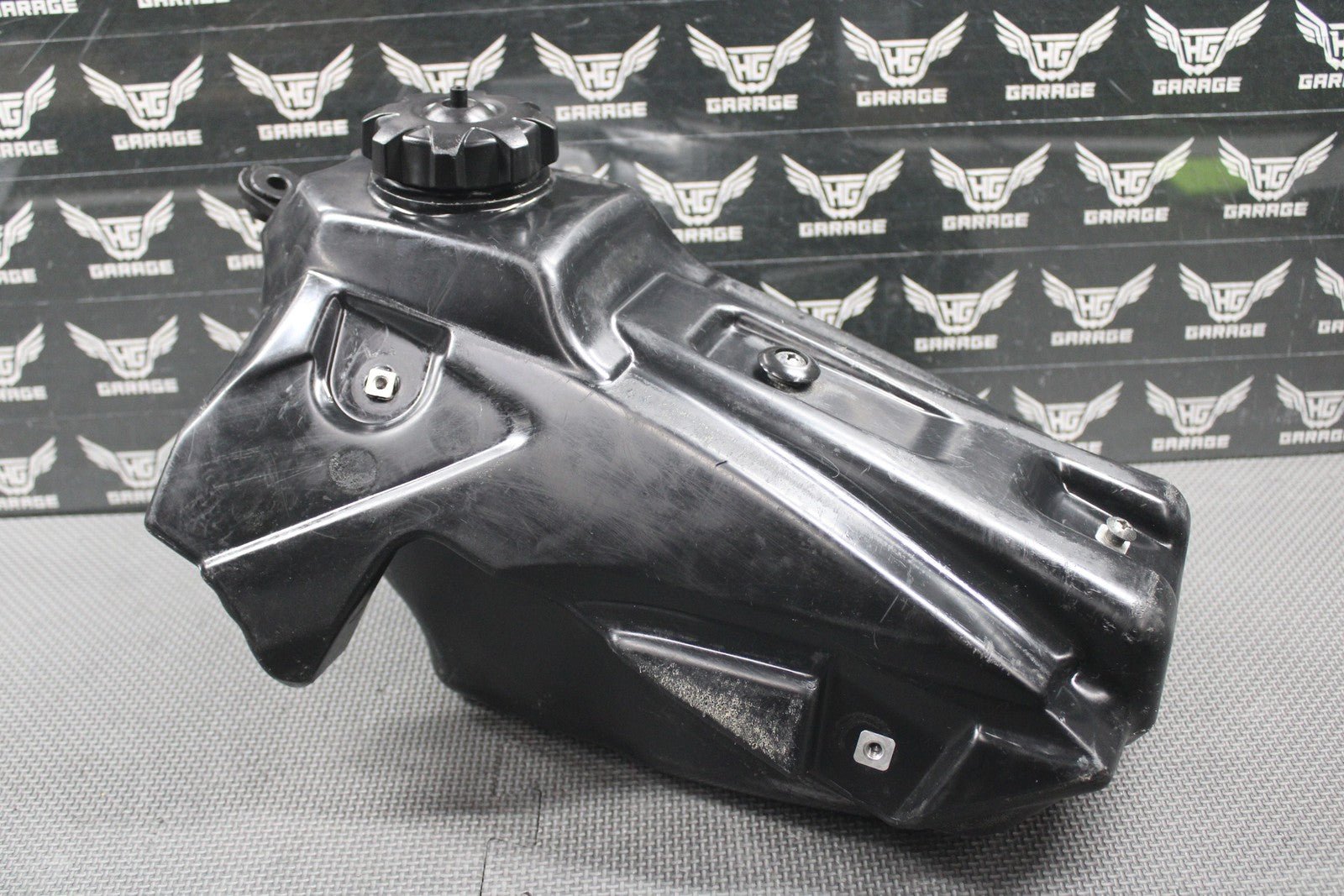 2011 KAWASAKI KX450F OEM GAS FUEL TANK CELL PETROL RESERVOIR 51001 - 0390 GOOD - hggarage
