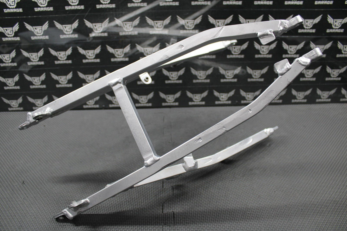 2000 2001 HONDA CR125R CR250R OEM REAR BACK SUB FRAME SUBFRAME 50200 - KZ3 - J30 - hggarage