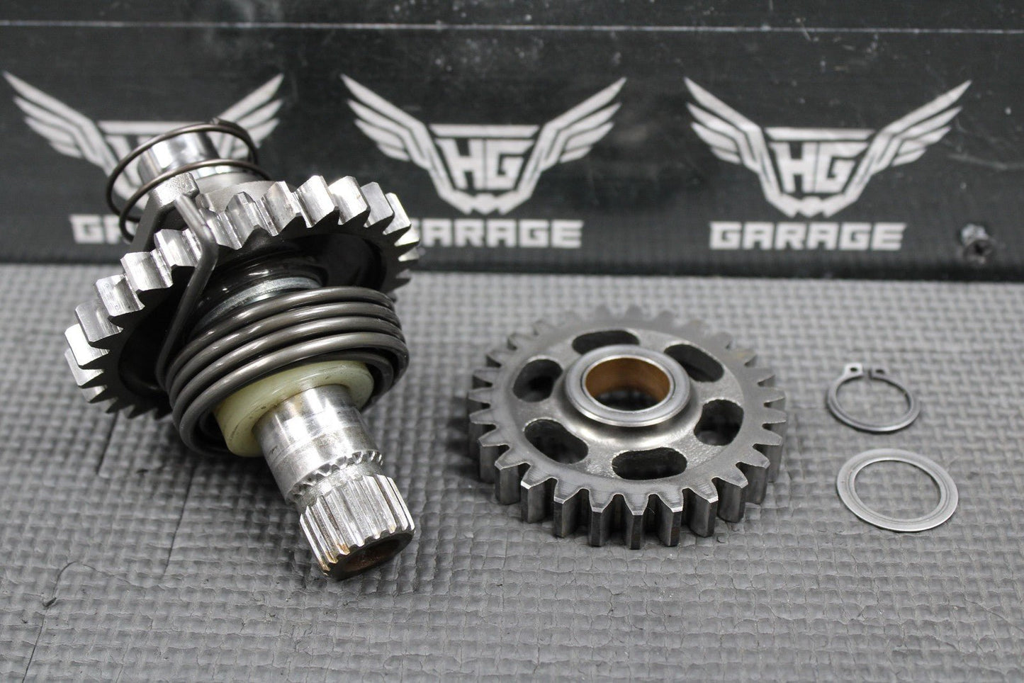 2003 SUZUKI 01 - 04 RM250 OEM KICKSTART KICK START SHAFT W IDLER GEAR 26211 - 05D03 - hggarage