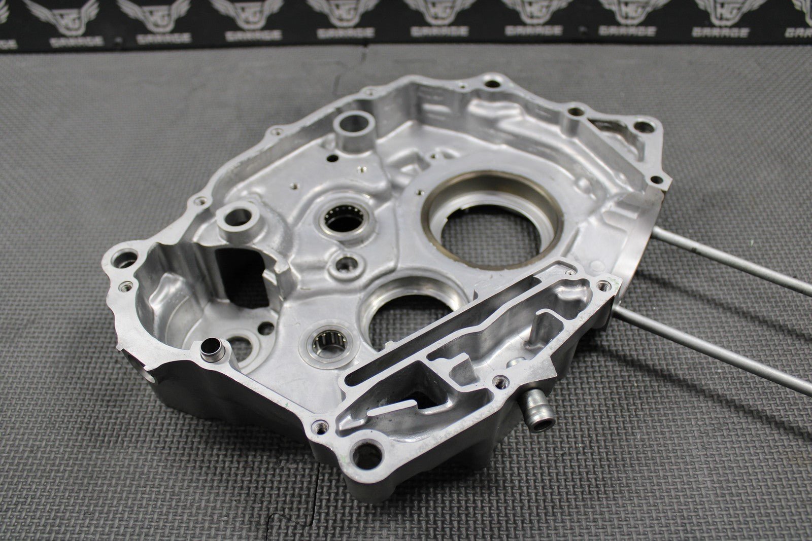 1999 93 - 02 HONDA XR200R OEM RIGHT ENGINE MOTOR CRANKCASE CRANK CASE 11100 - KT0 - 68 - hggarage