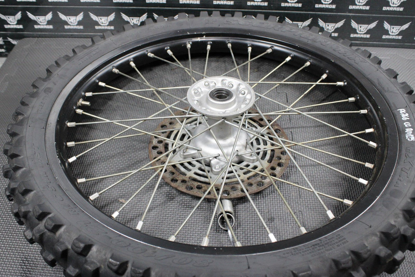 2000 SUZUKI RM125 21" OEM FRONT WHEEL RIM HUB SPOKES TIRE 54111 - 36E10 55311 - 36E0 - hggarage