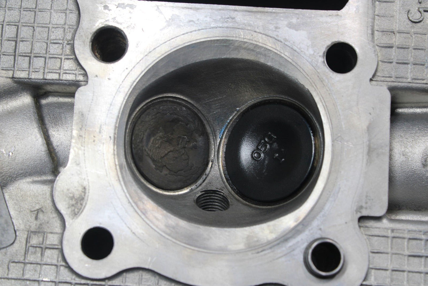 2004 SUZUKI LTZ250 OEM ENGINE TOP END CYLINDER HEAD VALVES CAMSHAFT ROCKER ARMS - hggarage