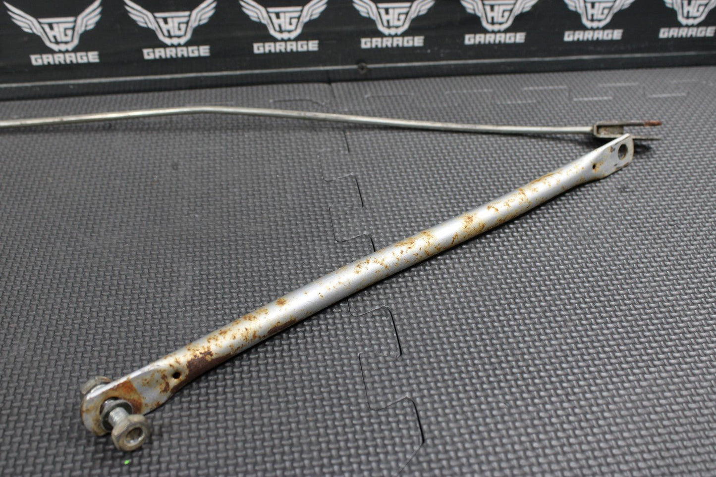 2005 SUZUKI DR200SE OEM RIGHT REARSET BRAKE FOOT PEDAL BRAKE ROD ARM 43120 - 44A12 - hggarage