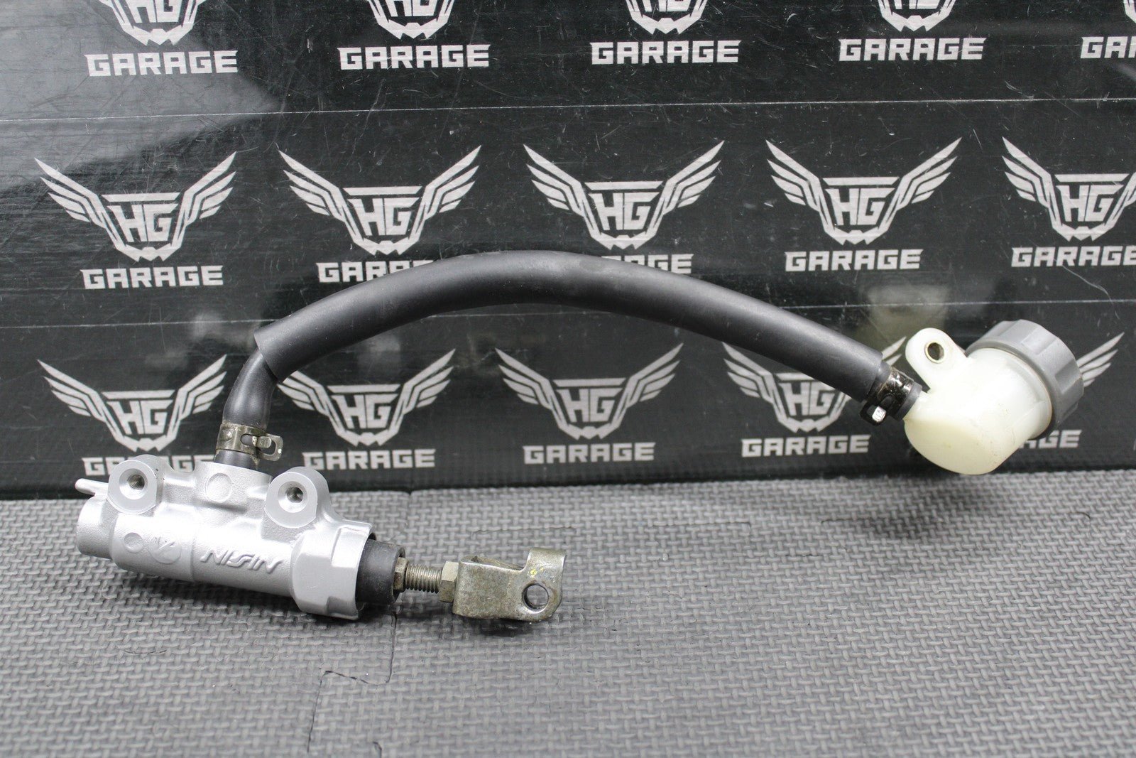 1997 HONDA 97 - 01 CR250R OEM REAR BACK BRAKE MASTER CYLINDER 43510 - KZ3 - B01 NICE! - hggarage