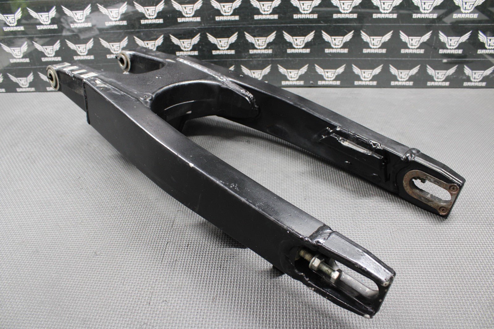2003 SUZUKI RM125 RM250 K3 OEM SWINGARM SWING ARM REAR SUSPENSION 61000 - 37F10 - hggarage