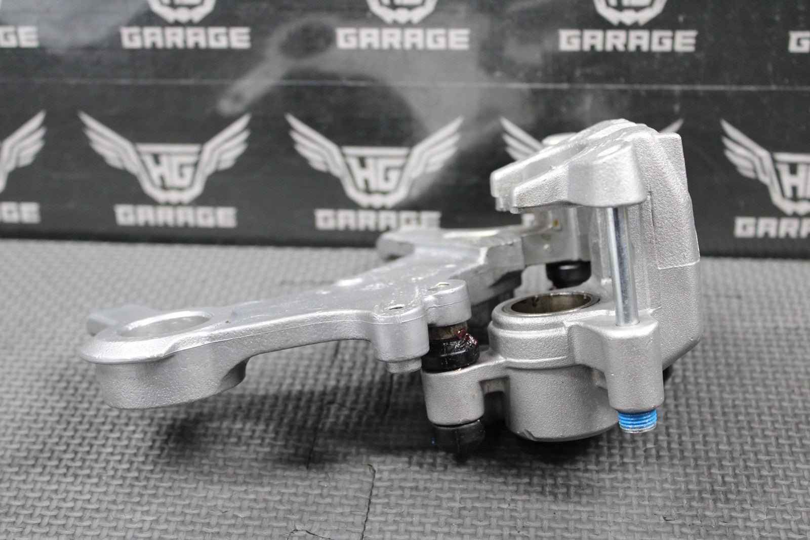 2000 2001 HONDA CR125R CR250R OEM NISSIN REAR BACK BRAKE CALIPER 43150 - KZ4 - J21 - hggarage