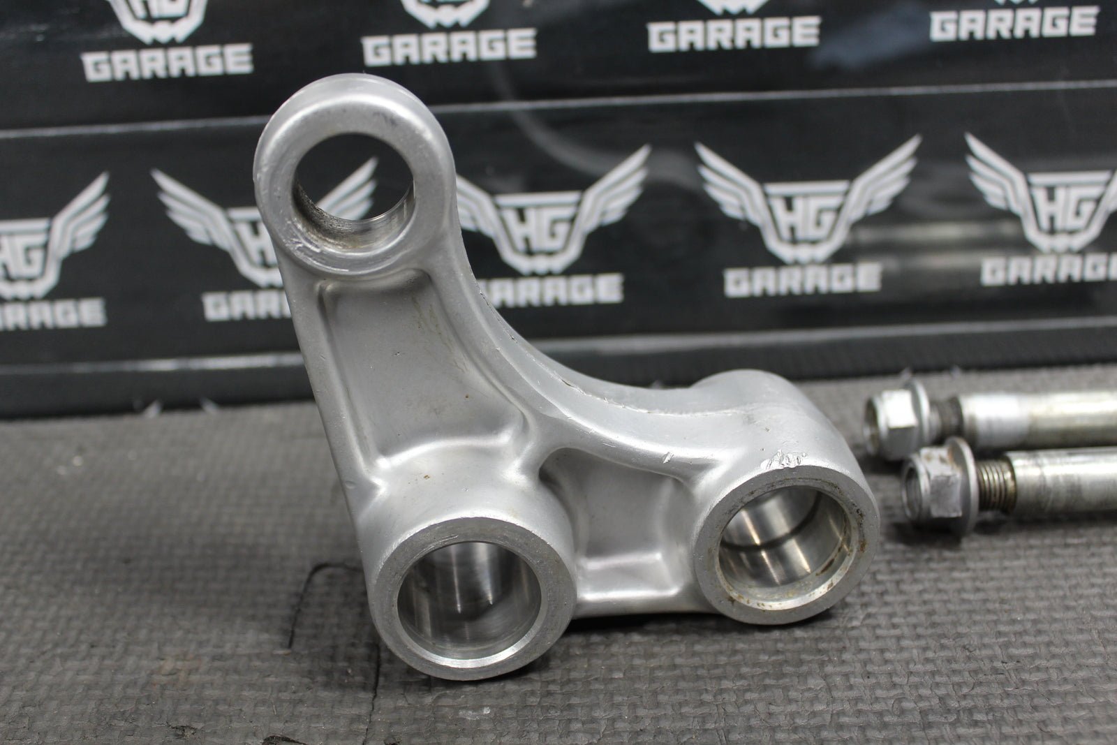 1994 KAWASAKI KX125 OEM REAR SHOCK LINKAGE LINKS DOGBONE ROD ARM 39007 - 1228 - hggarage