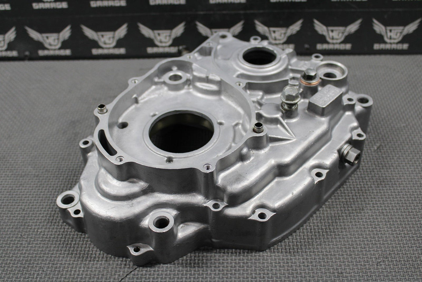 1989 HONDA 88 - 95 XR250R OEM LEFT ENGINE CRANKCASE CRANK CASE 11200 - KZ1 - 670 NICE! - hggarage