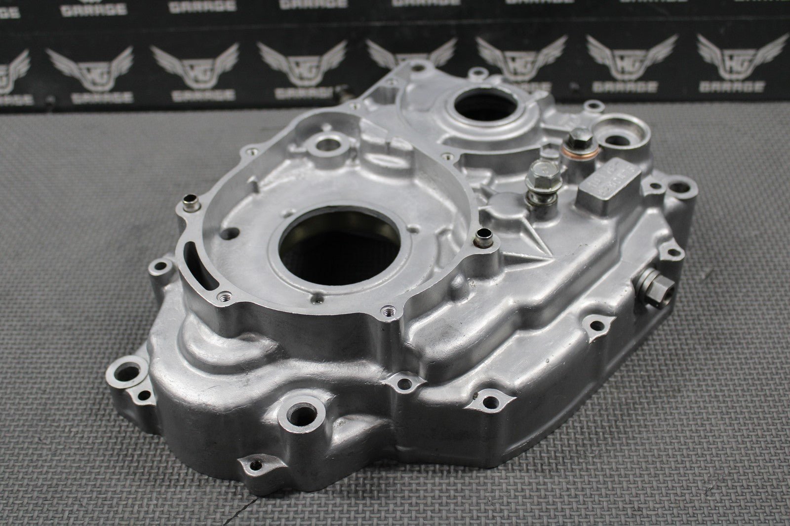 1989 HONDA 88 - 95 XR250R OEM LEFT ENGINE CRANKCASE CRANK CASE 11200 - KZ1 - 670 NICE! - hggarage