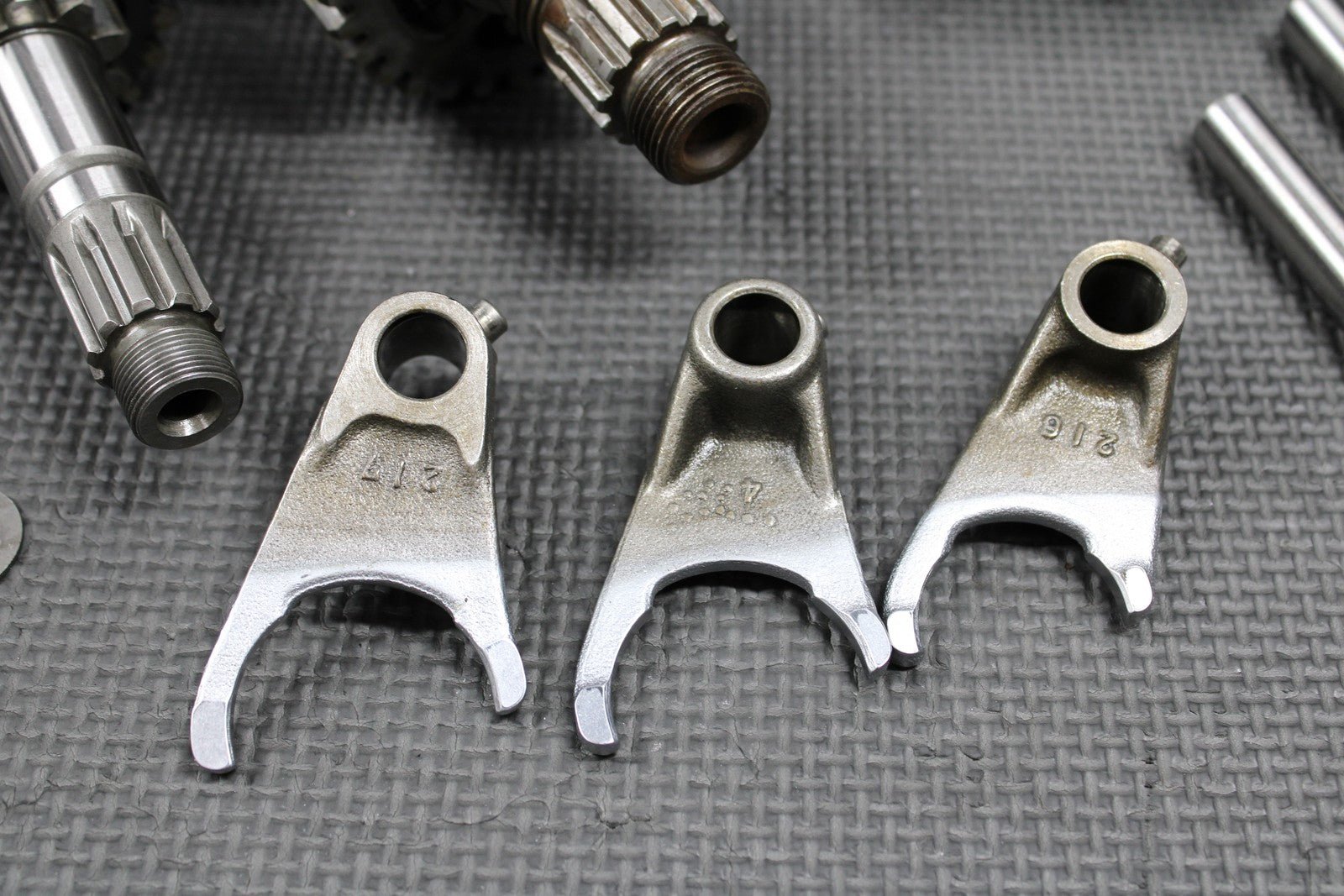 2009 KAWASAKI KLX250SF OEM TRANSMISSION TRANS GEARBOX GEARS SHIFT FORKS NICE! - hggarage