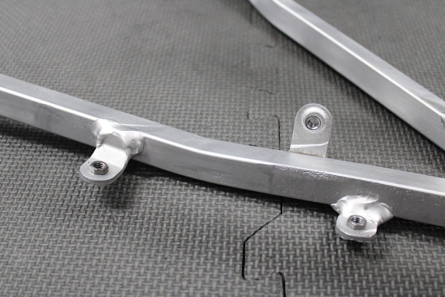 2000 2001 HONDA CR125R CR250R OEM REAR BACK SUB FRAME SUBFRAME 50200 - KZ3 - J30 - hggarage