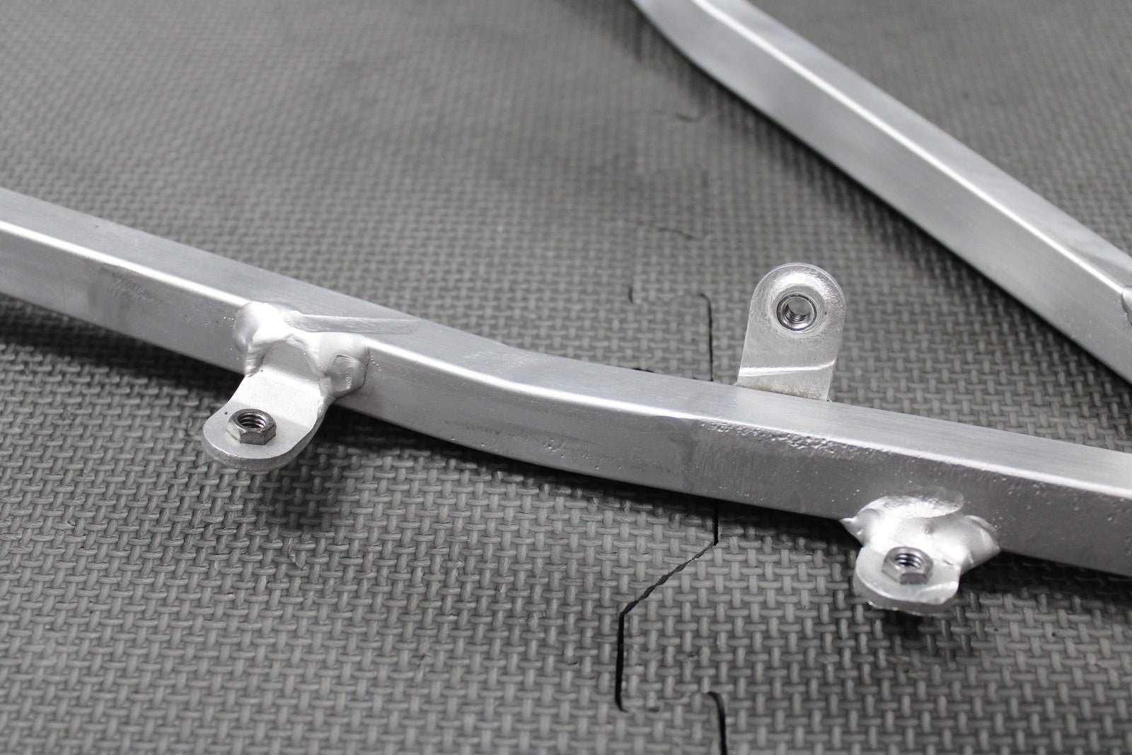2000 2001 HONDA CR125R CR250R OEM REAR BACK SUB FRAME SUBFRAME 50200 - KZ3 - J30 - hggarage