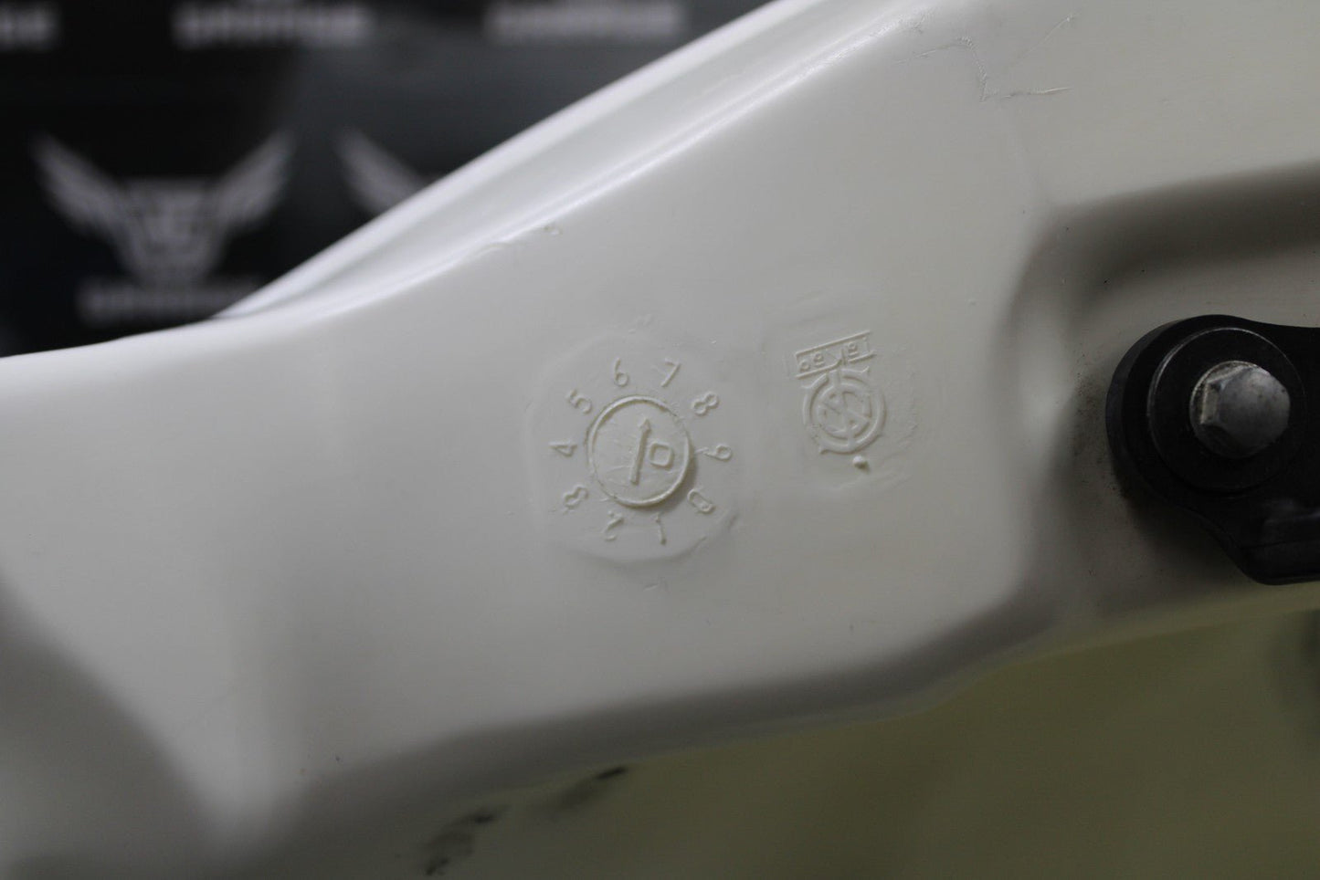 2001 HONDA CR500R OEM GAS FUEL TANK CELL PETROL RESERVOIR 17510 - MAC - 860 NICE!! - hggarage