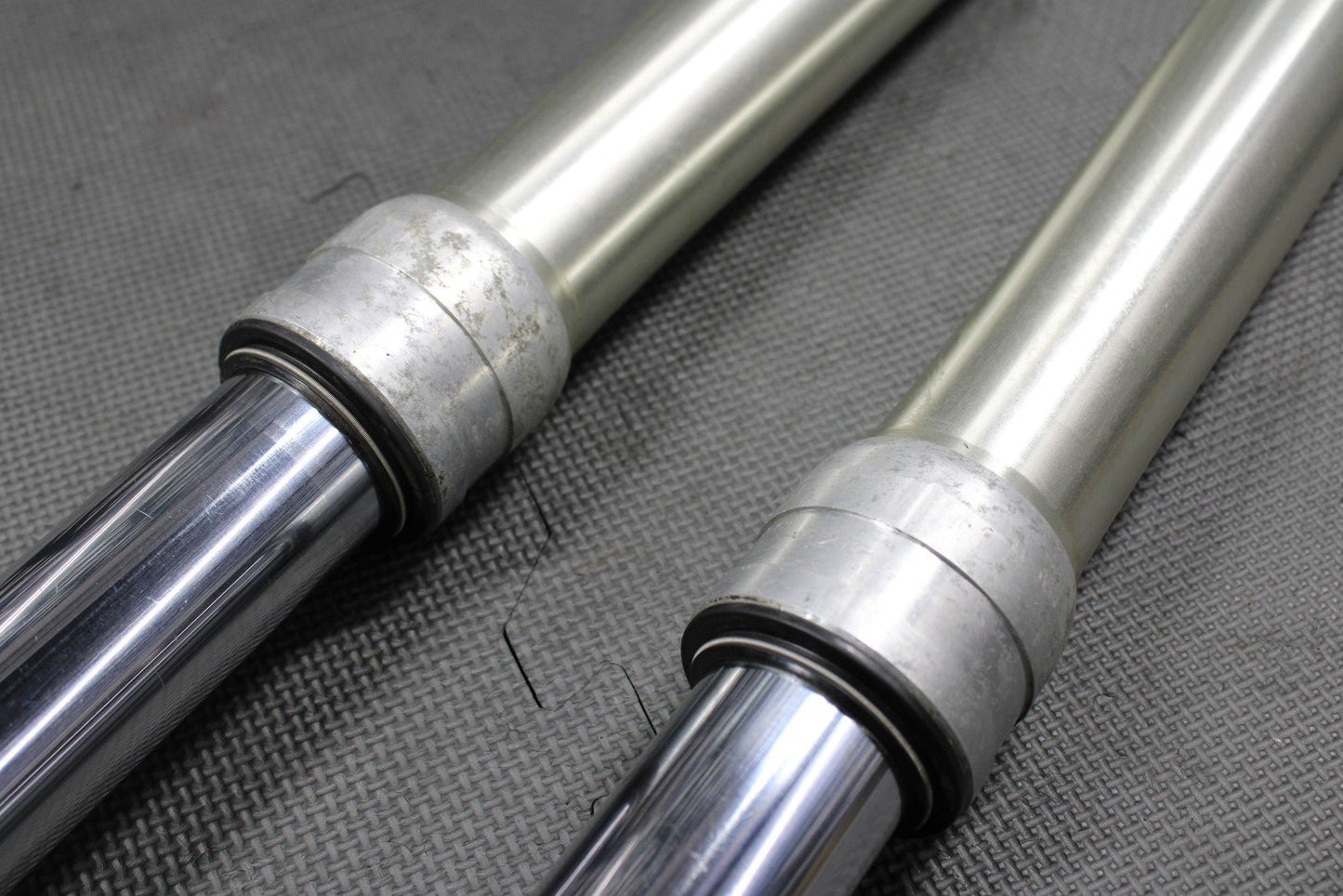 1999 YAMAHA YZ125 OEM RIGHT LEFT FRONT SUSPENSION FORKS SHOCKS 5ET - 23102 - 00 - 00 - hggarage