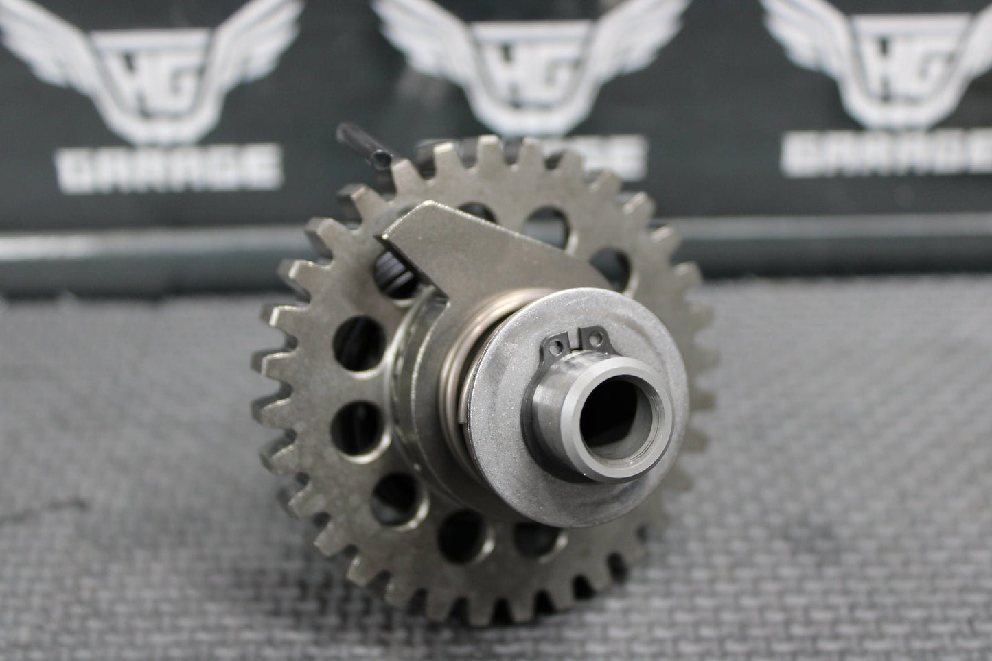 2016 Yamaha YZ450F OEM Kickstart Kick Start Shaft W Idler Gear 2S2 - 15601 - 00 - 00 - hggarage