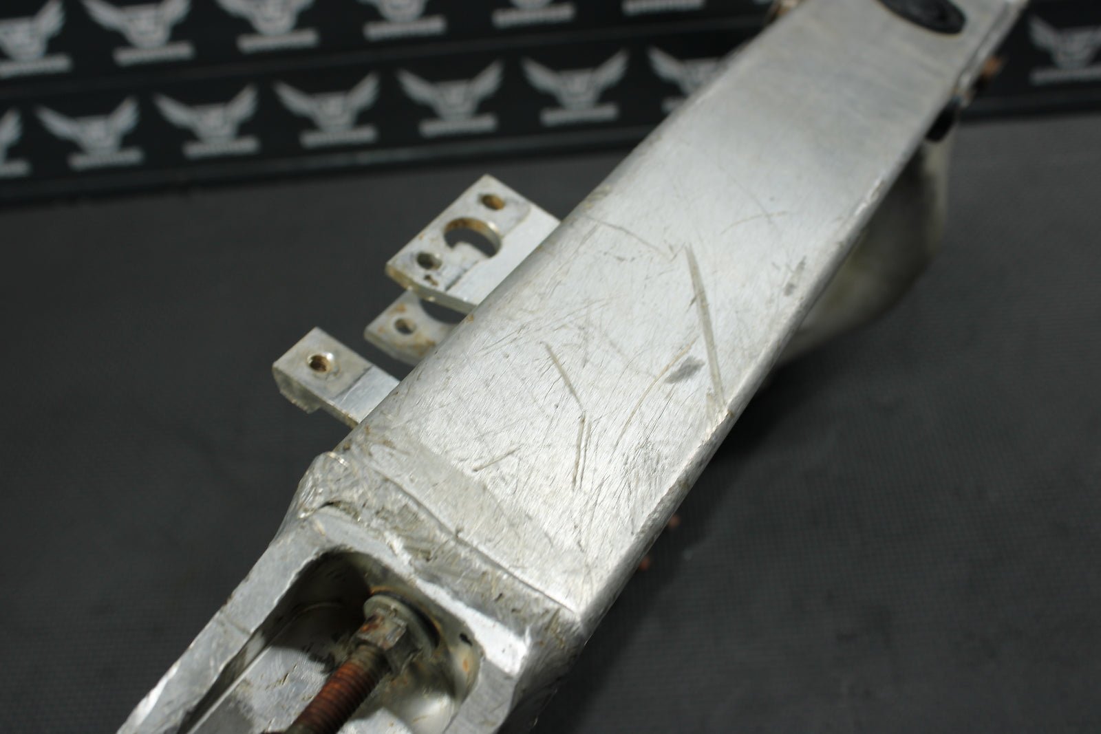 1993 Honda CR250R OEM Swingarm Swing Arm Suspension 52100 - KZ3 - 890ZA - hggarage
