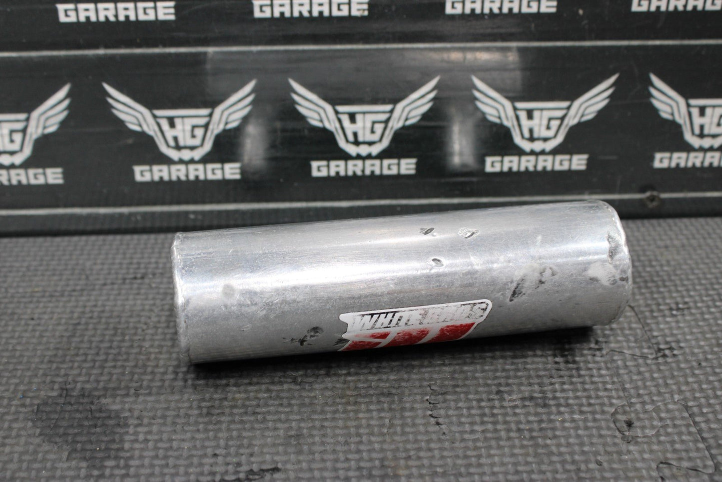 1991 87 - 06 YAMAHA BANSHEE WHITE BROS CARBURETOR INTAKE CROSS OVER PIPE BOTTLE - hggarage