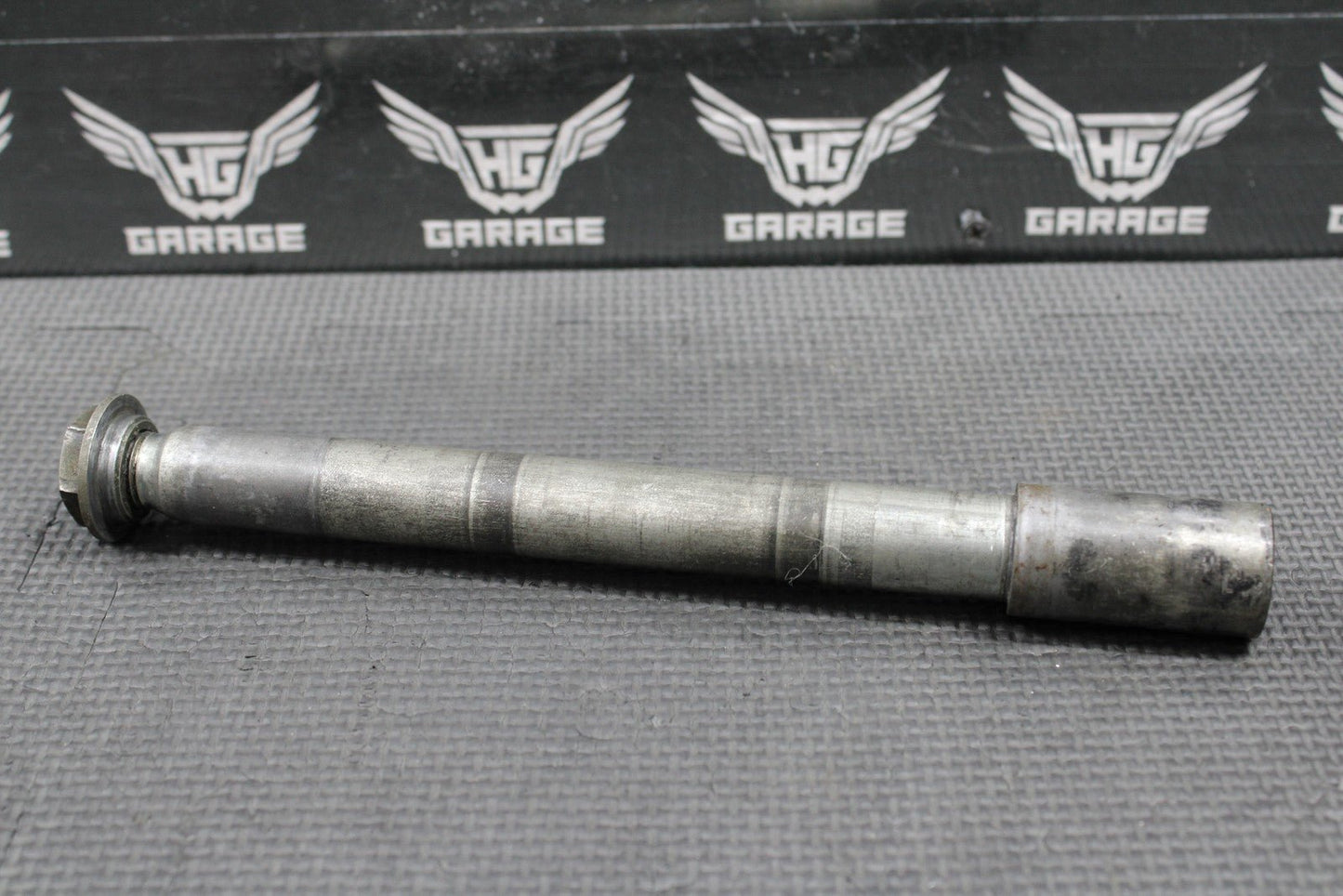 1999 YAMAHA YZ125 OEM FRONT WHEEL RIM AXLE PIVOT BOLT SHAFT NUT 5BE - 25181 - 00 - 00 - hggarage