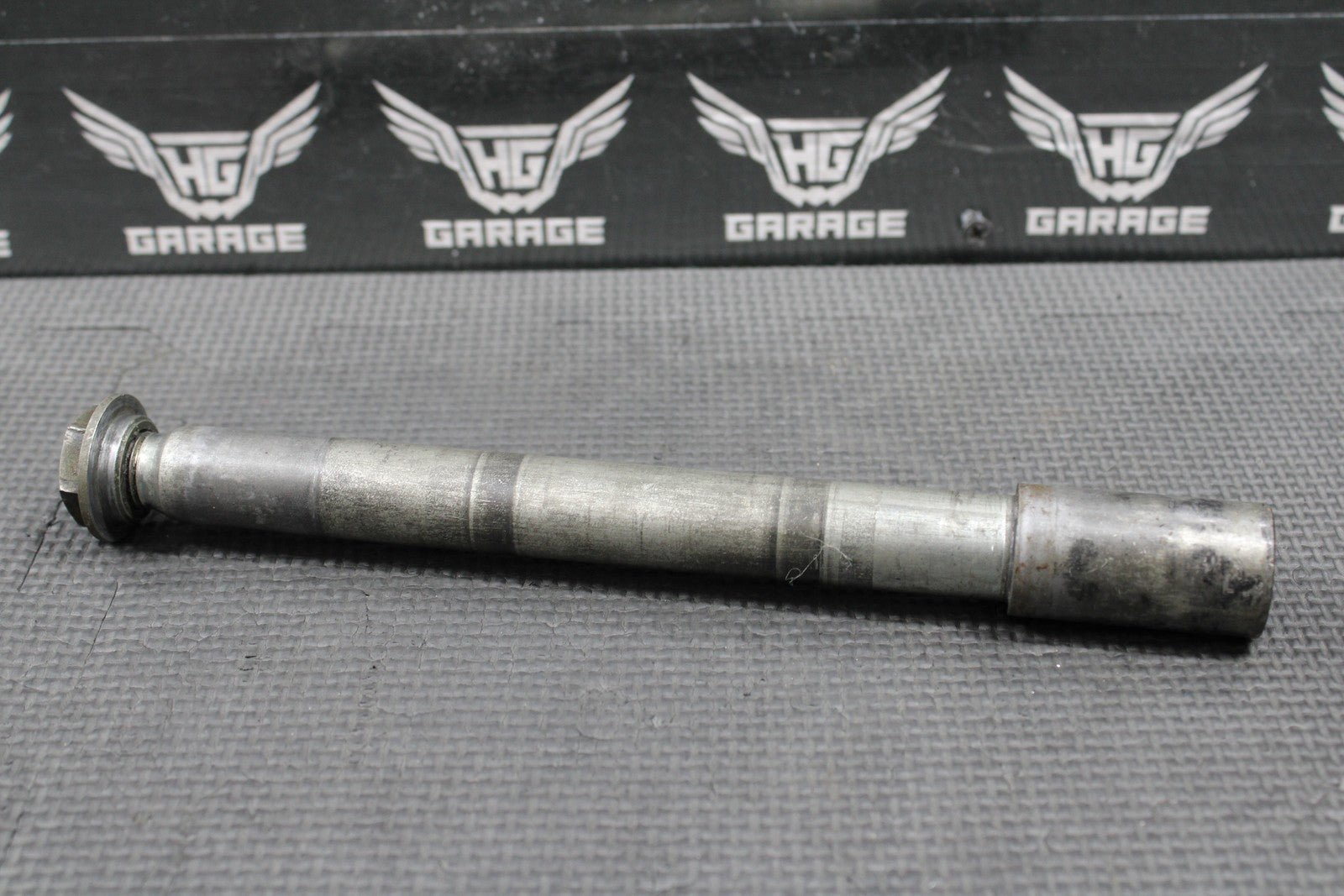 1999 YAMAHA YZ125 OEM FRONT WHEEL RIM AXLE PIVOT BOLT SHAFT NUT 5BE - 25181 - 00 - 00 - hggarage