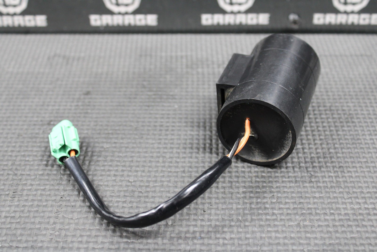 2014 KAWASAKI 12 - 16 KX250F 12 - 15 KX450F OEM VOLTAGE CONDENSER 21013 - 0001 - hggarage